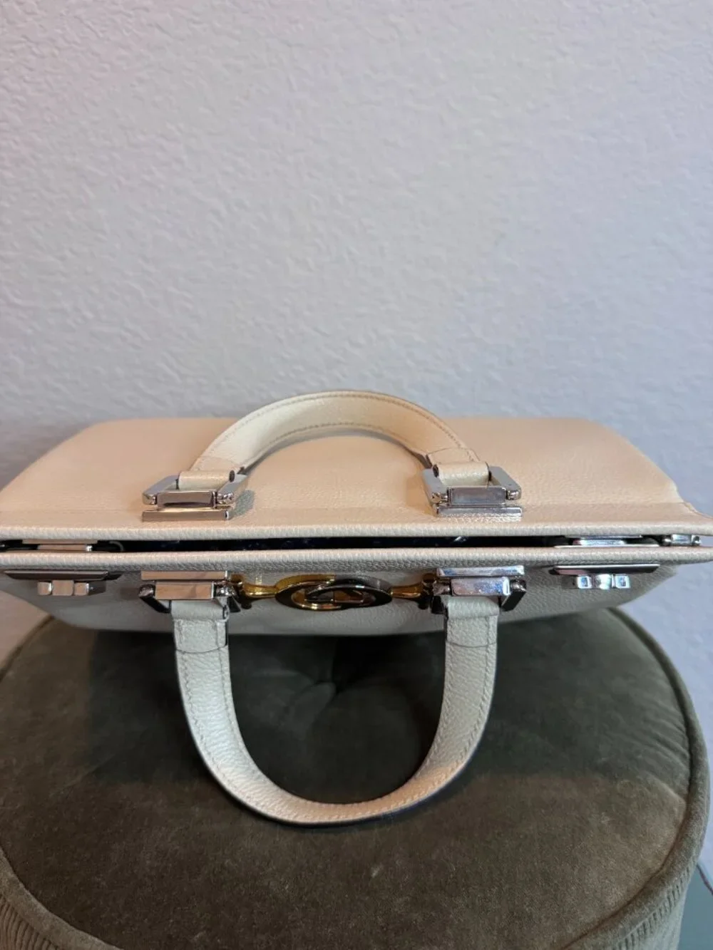 Gucci Zumi White Leather Top Handle Bag Crossbody